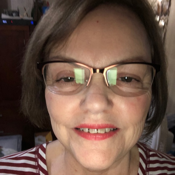 Meet your Posher, Linda - Picture 1 of 1